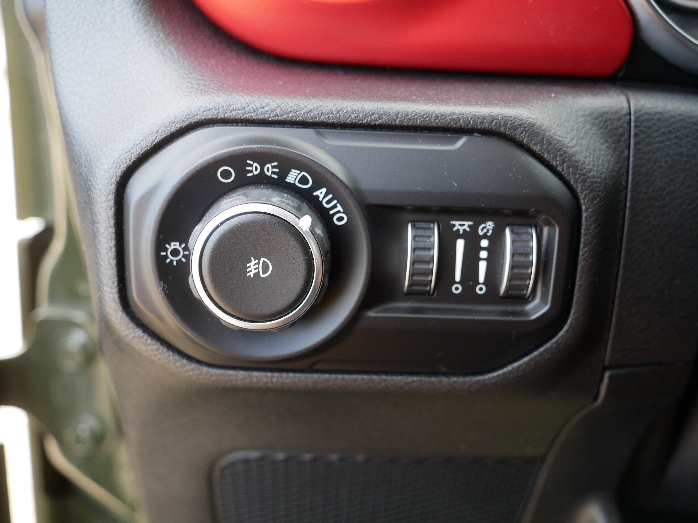 Used 2021 Jeep Wrangler Unlimited Rubicon AWD/4WD image 26