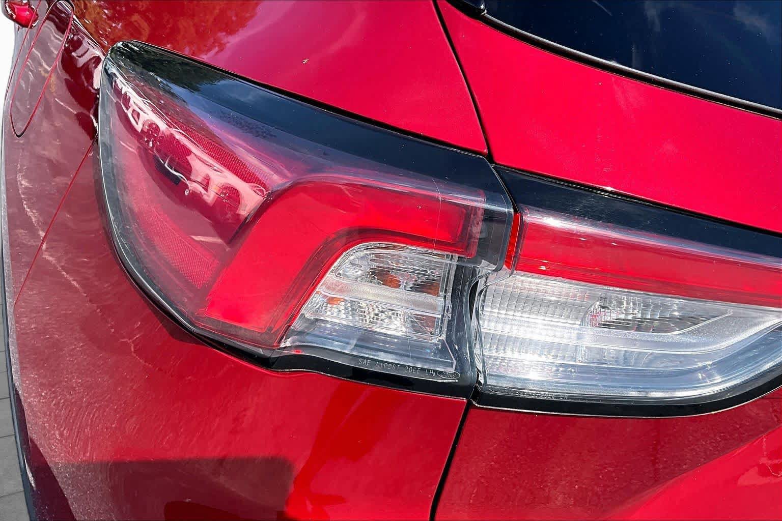 Used 2020 Ford Escape SEL FWD image 29