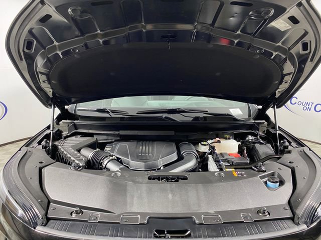 Certified 2025 Buick Enclave Sport Touring AWD/4WD image 24