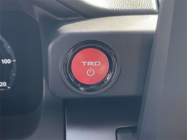 Used 2025 Toyota 4Runner TRD Off-Road image 24