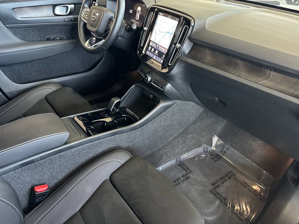 Certified 2023 Volvo C40 P8 Recharge Plus w/ Climate Package AWD/4WD image 15