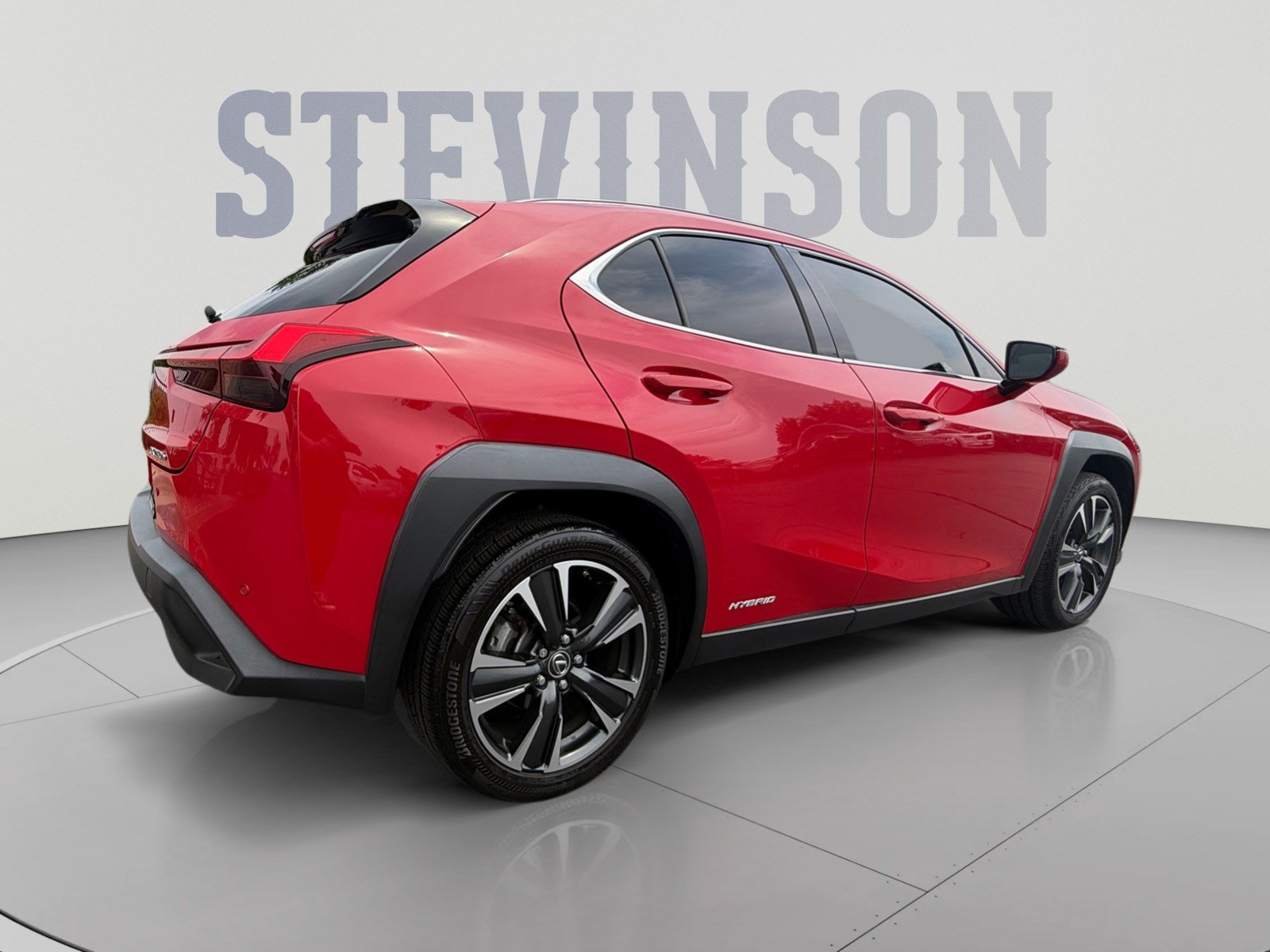 Used 2021 Lexus UX 250h w/ Accessory Package (Z1) AWD/4WD image 5