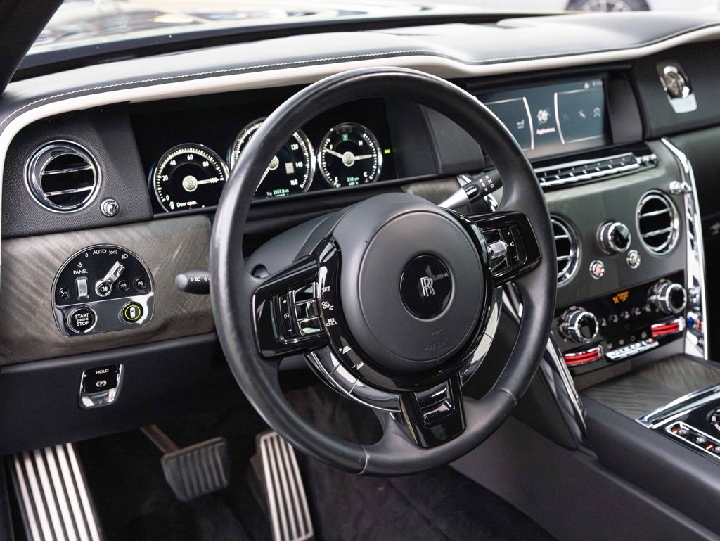 Used 2019 Rolls-Royce Cullinan image 29