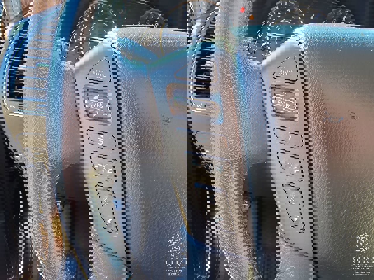 Used 2017 Nissan Armada SL image 16