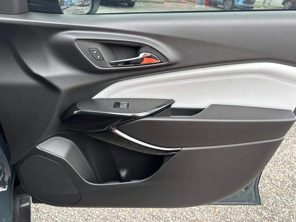 New 2026 Chevrolet Trax LT w/ Driver Confidence Package image 13