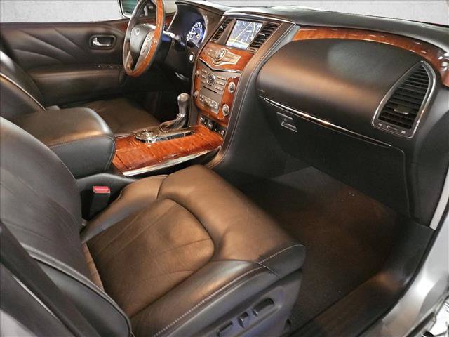 Used 2017 INFINITI QX80 2WD w/ Deluxe Technology Package image 24