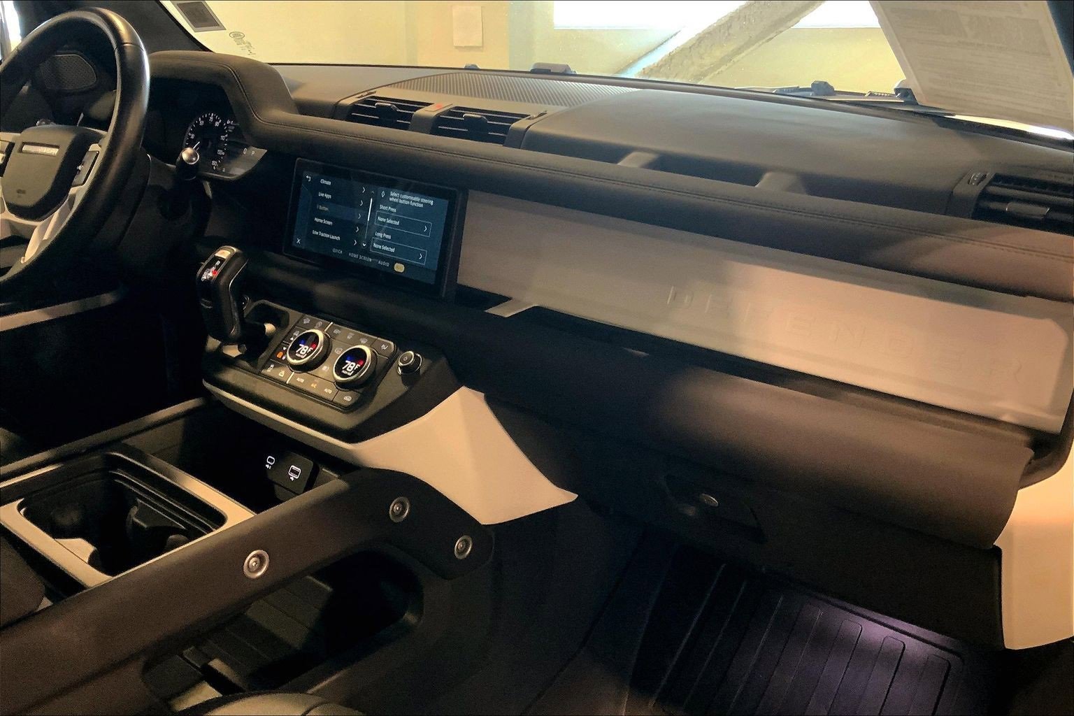 Used 2023 Land Rover Defender 110 S image 18