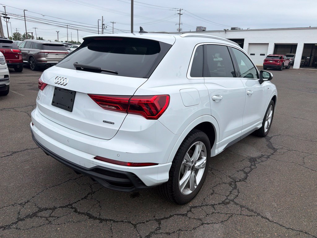 Used 2023 Audi Q3 2.0T Premium Plus w/ Premium Plus Package AWD/4WD image 5