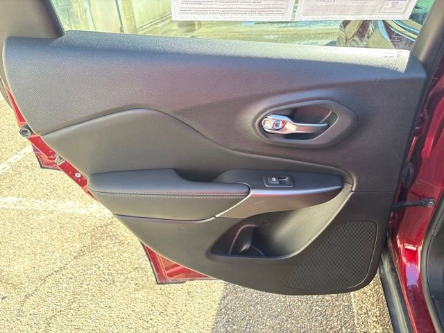 Used 2021 Jeep Cherokee Latitude Lux image 21