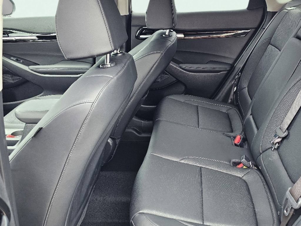 Used 2025 Kia Seltos SX w/ SX Sunroof Package AWD/4WD image 31