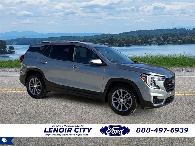 Used 2024 GMC Terrain SLT