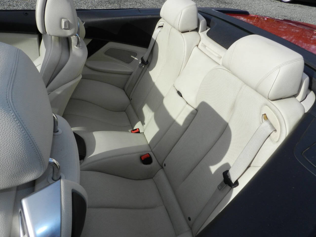 Used 2014 BMW 640i xDrive Convertible w/ M Sport Edition image 26