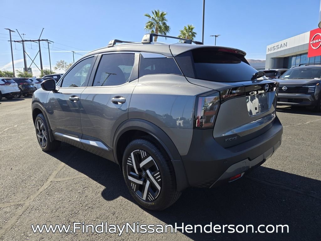 New 2026 Nissan Kicks SV w/ Charging Package FWD image 5