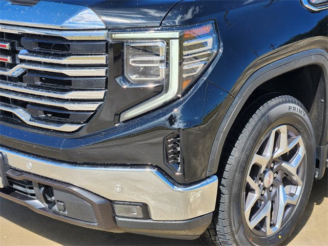 Certified 2023 GMC Sierra 1500 SLT image 9