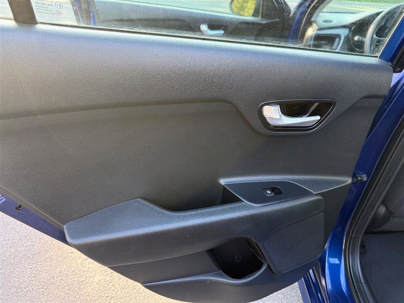 Used 2019 Kia Rio S image 13