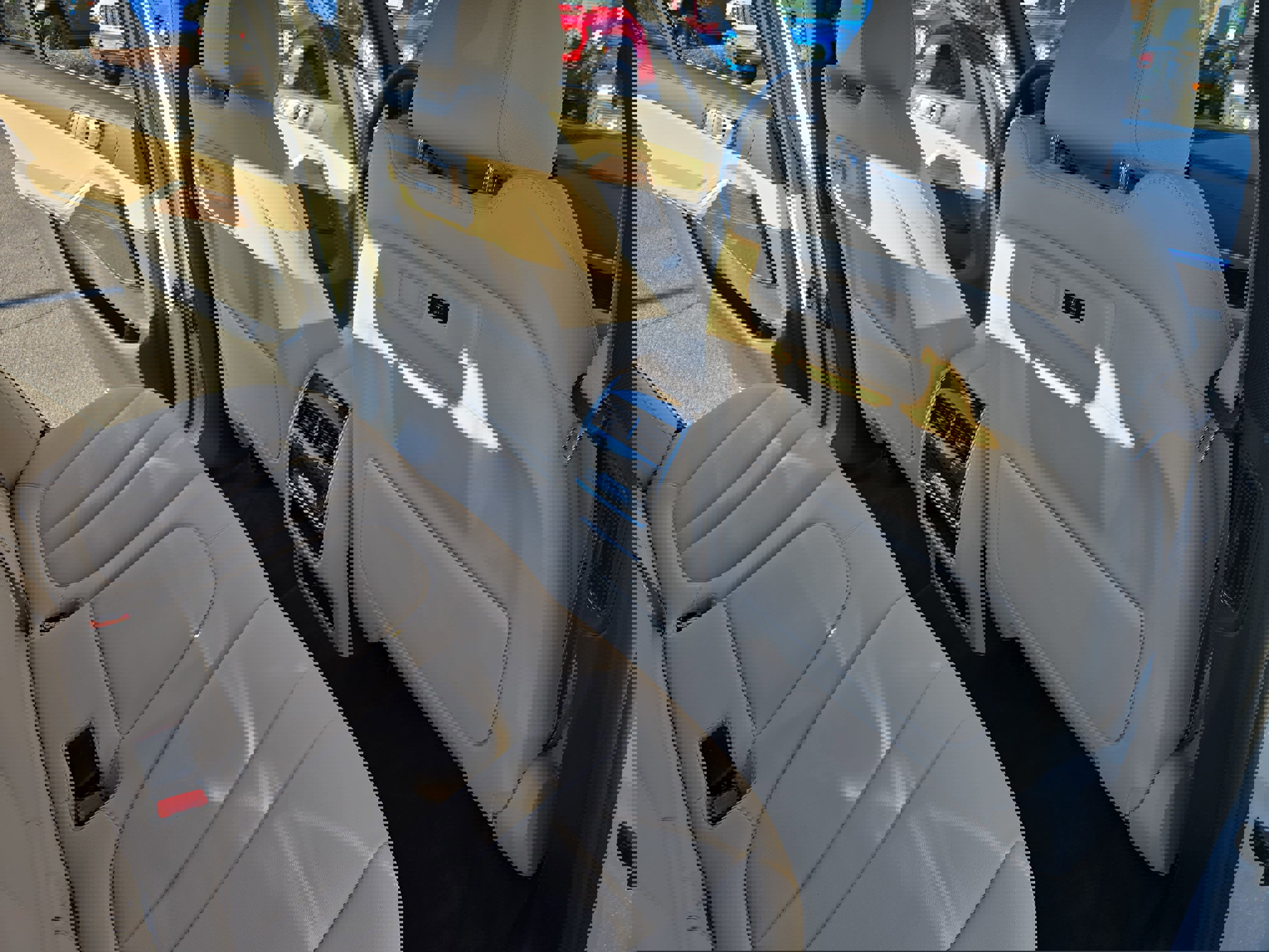 Used 2020 BMW X5 xDrive40i w/ Premium Package image 11