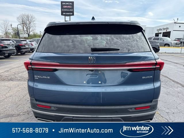 Used 2025 Buick Enclave Preferred AWD/4WD image 9