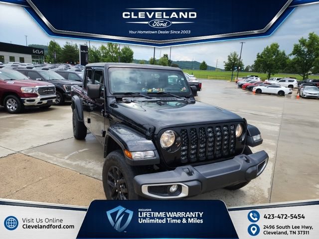 Used 2022 Jeep Gladiator Sport AWD/4WD image 1