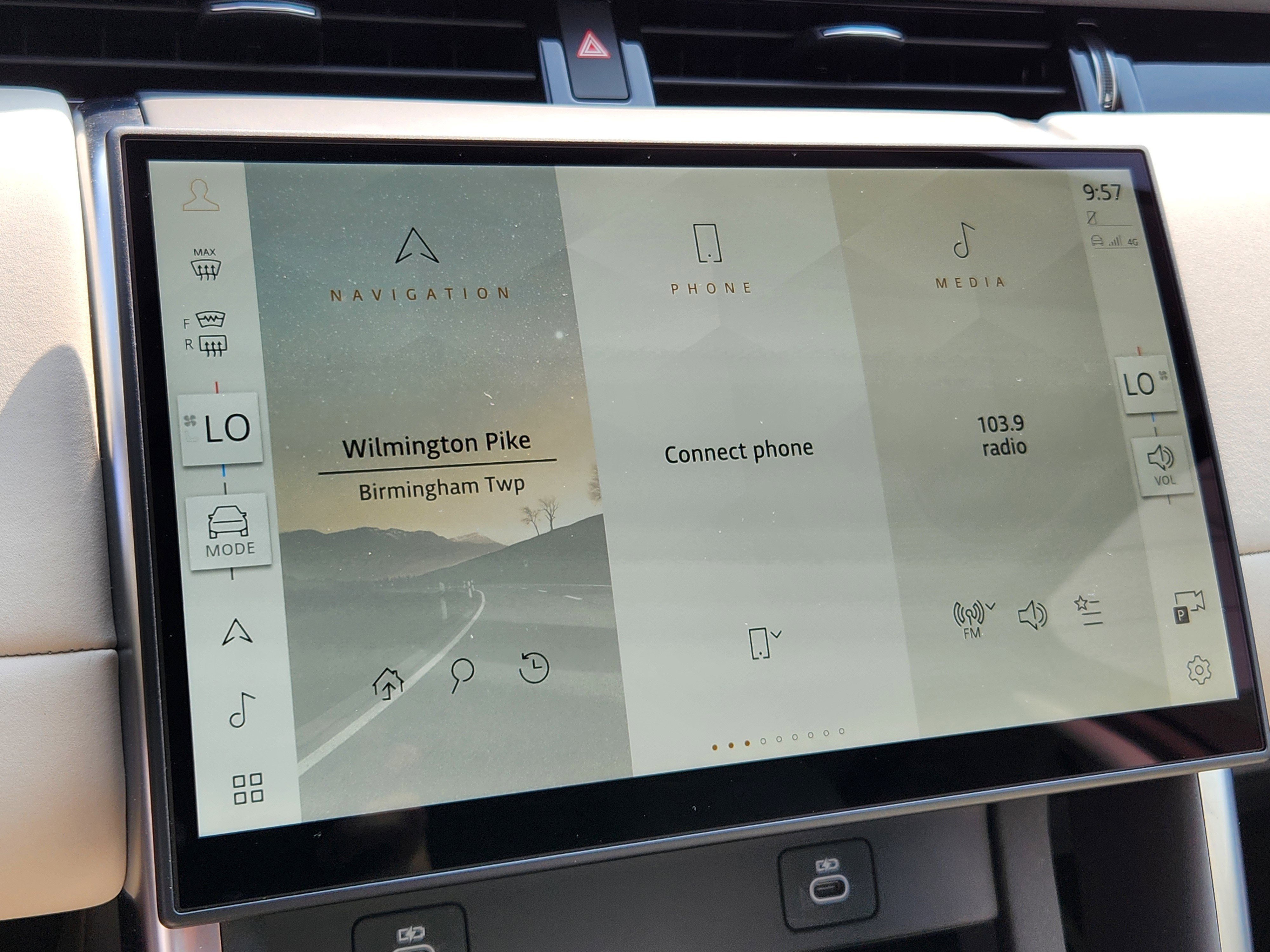 Certified 2025 Land Rover Discovery Sport S image 20