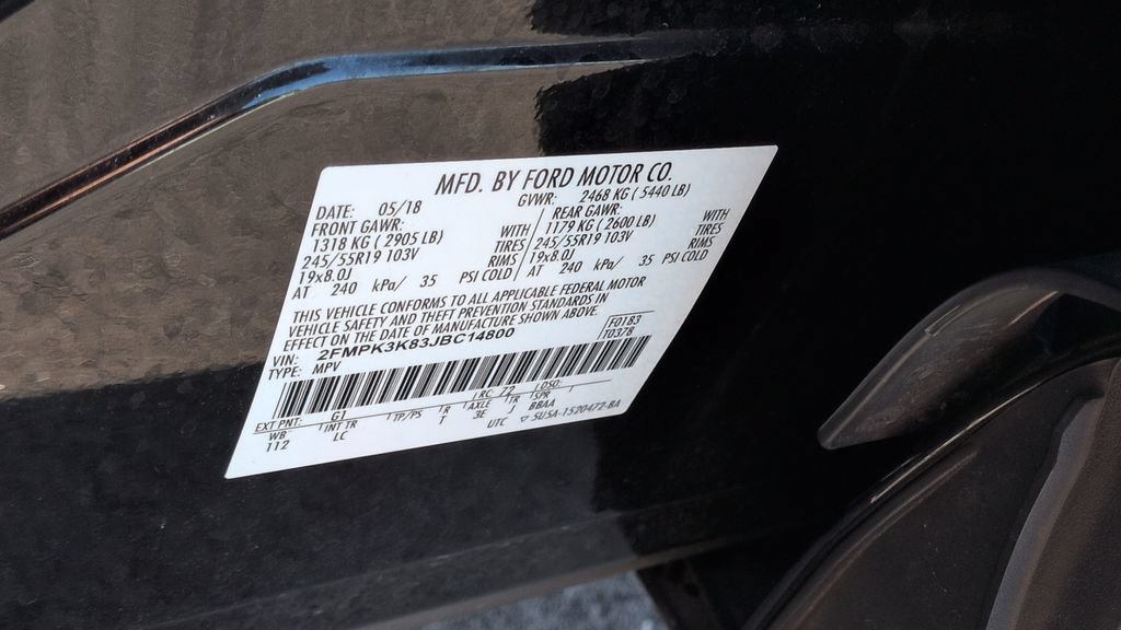 Used 2018 Ford Edge Titanium FWD image 22
