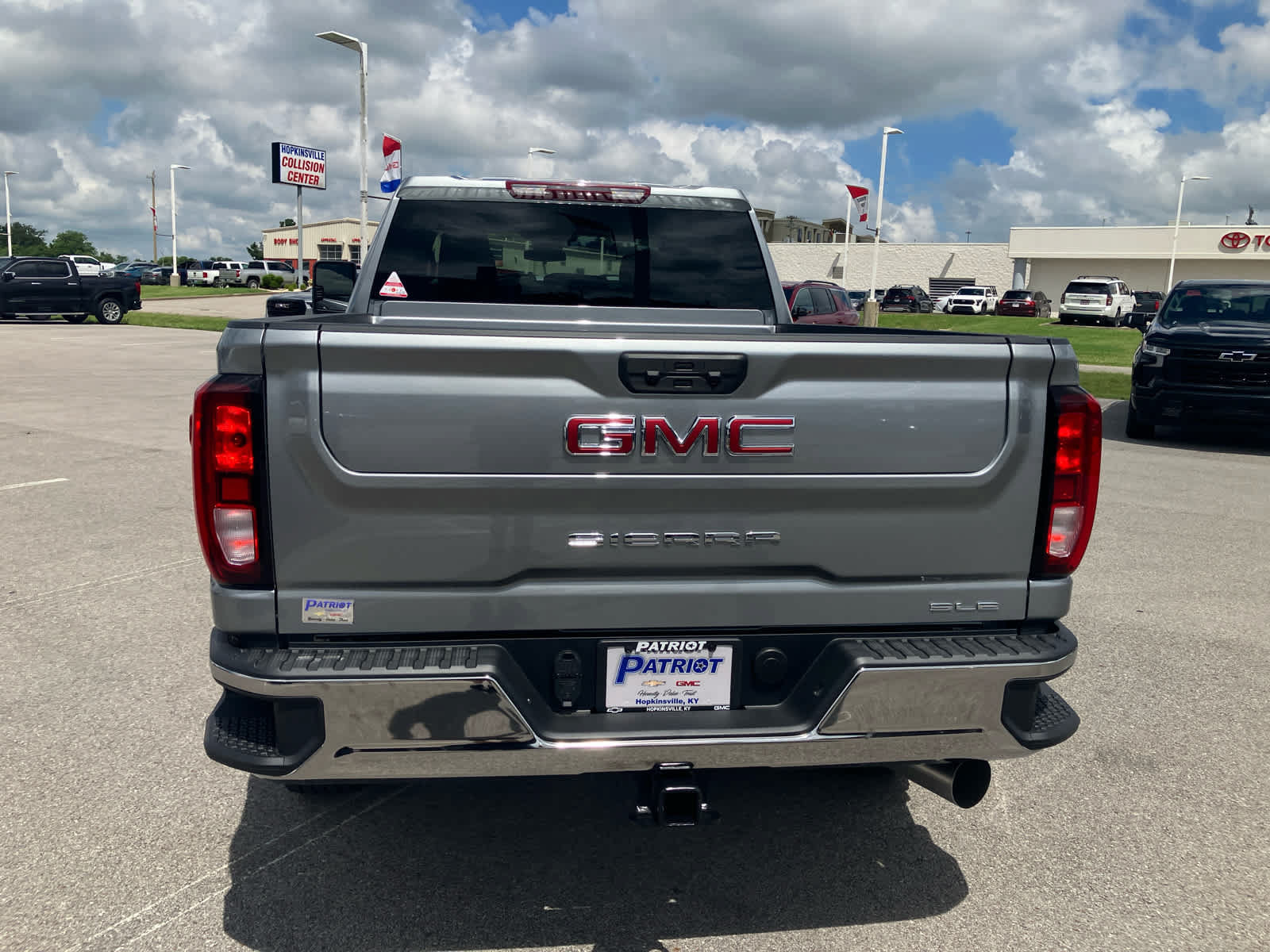 New 2026 GMC Sierra 2500 SLE AWD/4WD image 6
