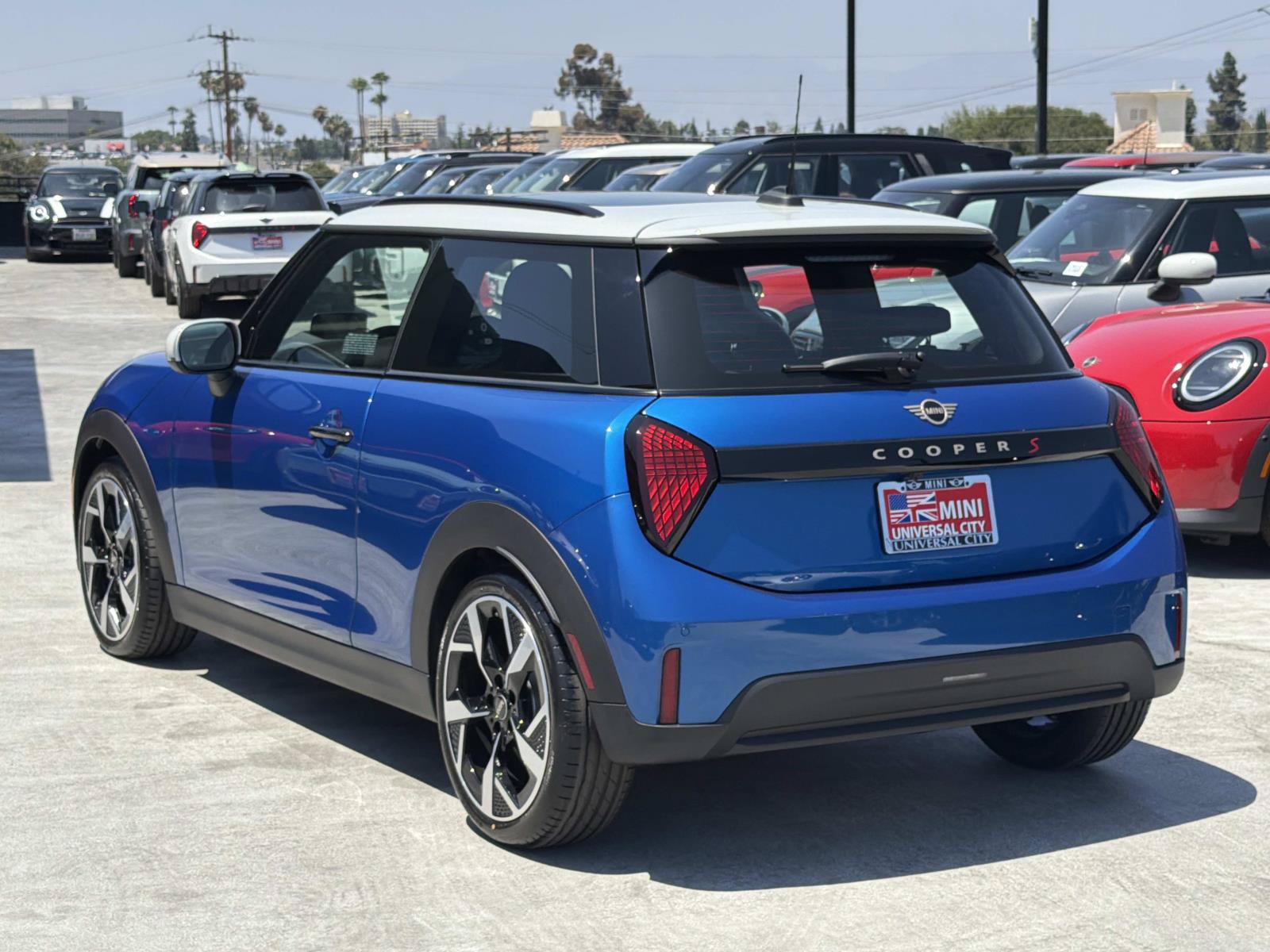 New 2026 MINI Cooper S FWD image 4