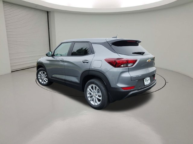 New 2026 Chevrolet TrailBlazer LS w/ LS Convenience Package FWD image 5