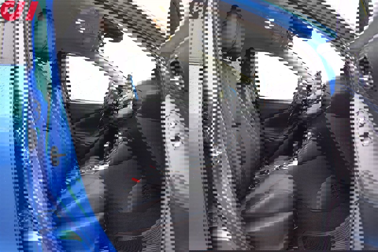 Used 2019 Toyota Yaris XLE image 26