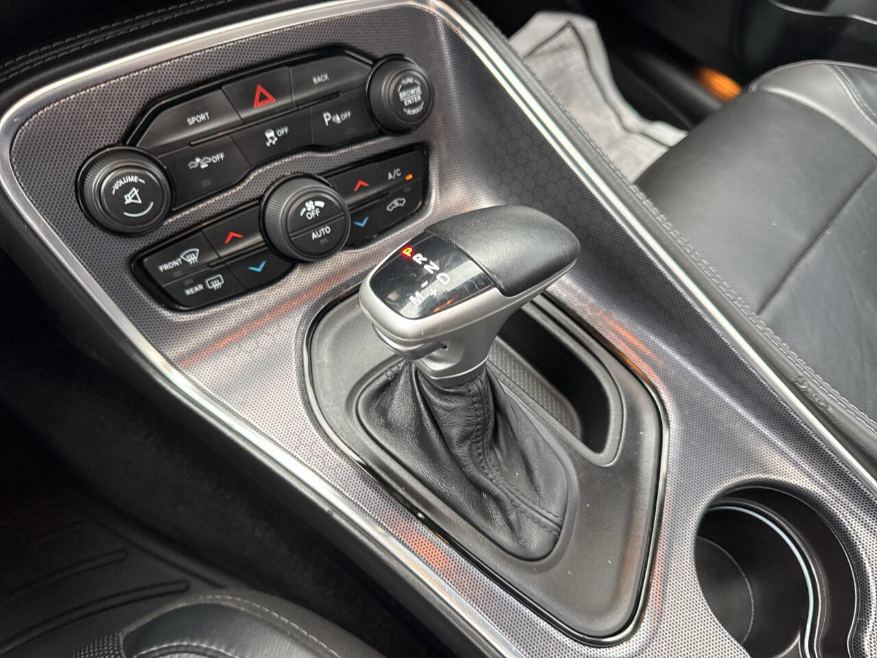 Used 2016 Dodge Challenger R/T Plus image 21