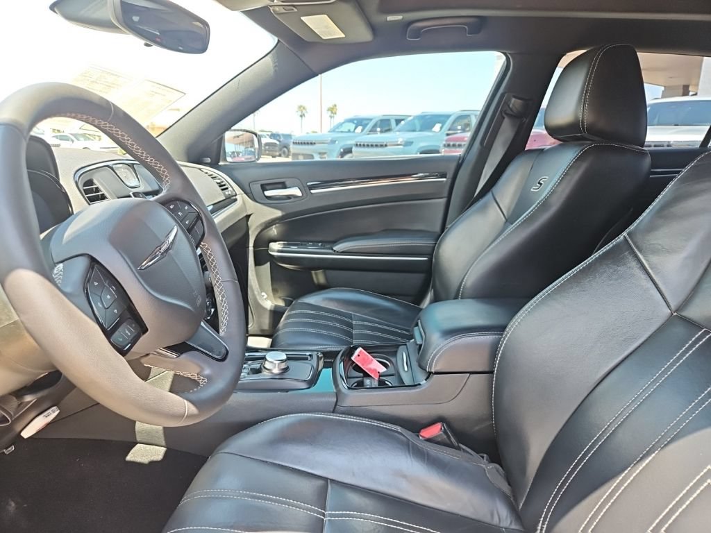 Certified 2023 Chrysler 300 S RWD image 12