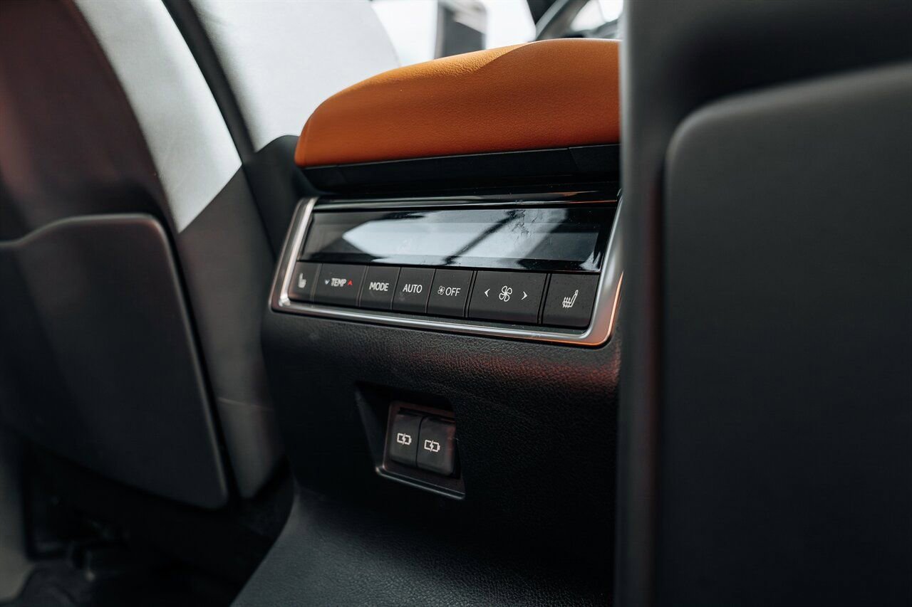 Used 2024 Lexus GX 550 w/ Cold Area Package AWD/4WD image 53
