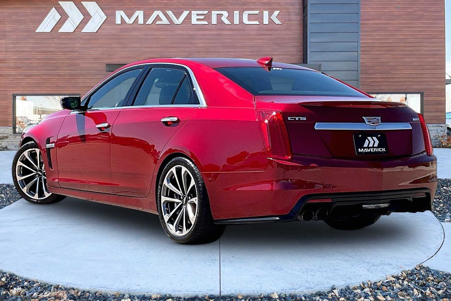 Used 2016 Cadillac CTS V w/ Luxury Package RWD image 4