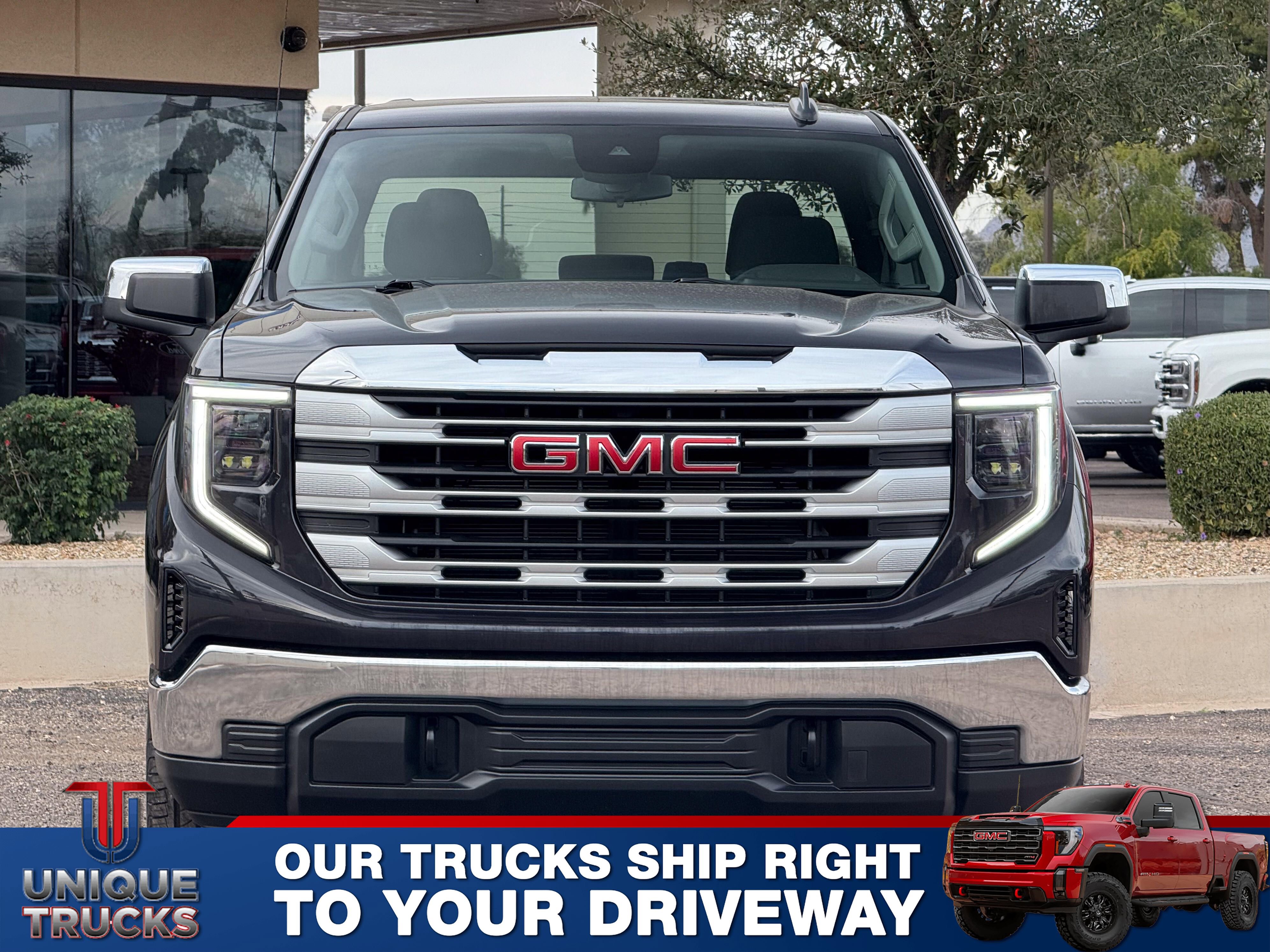 Used 2024 GMC Sierra 1500 SLE image 2