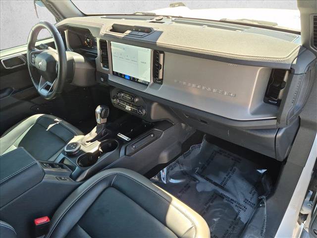 Used 2025 Ford Bronco Outer Banks AWD/4WD image 22