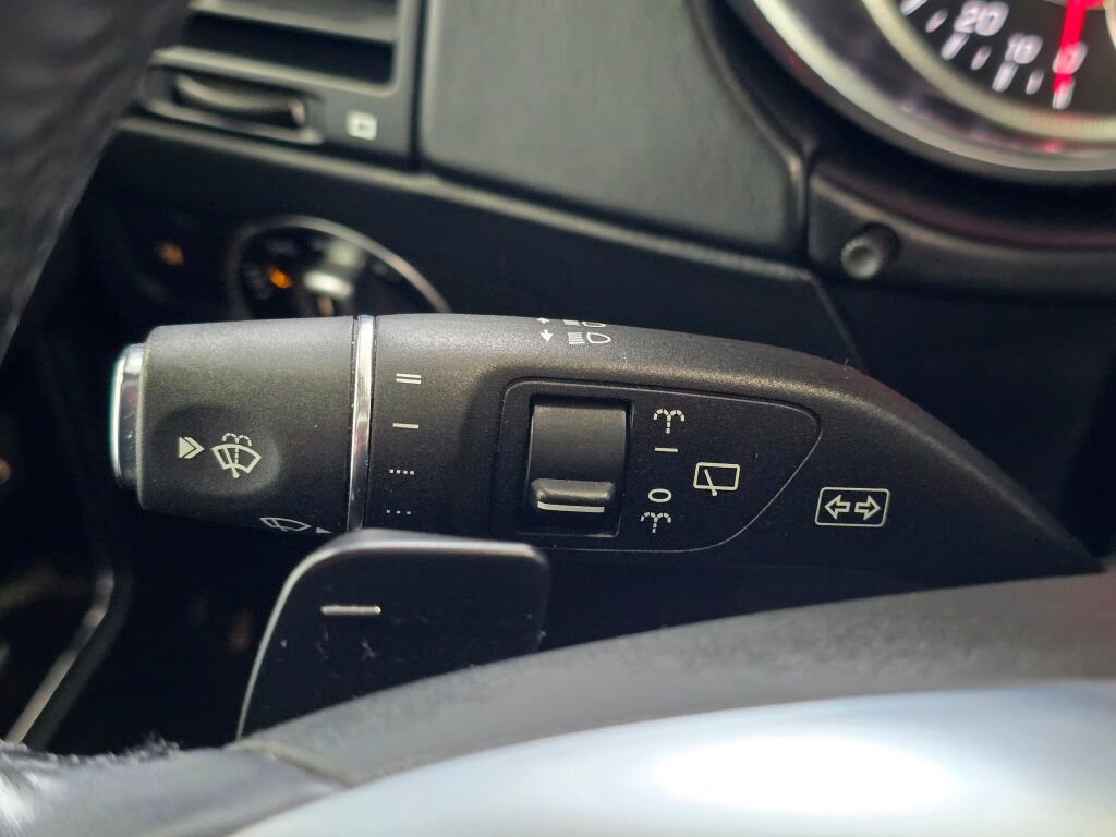 Used 2016 Mercedes-Benz G 63 AMG 4MATIC image 35