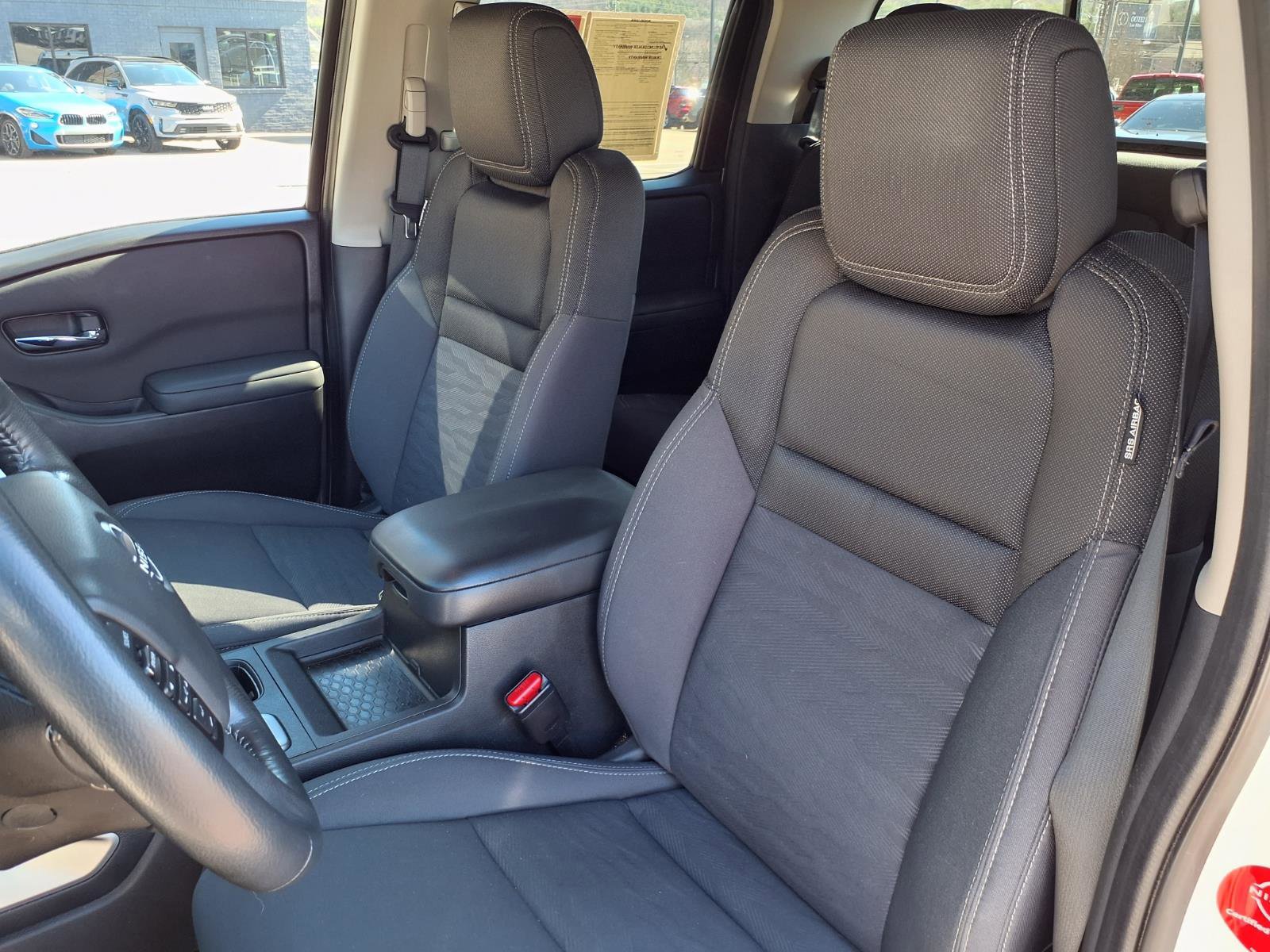 Certified 2023 Nissan Frontier SV w/ SV Convenience Package image 13