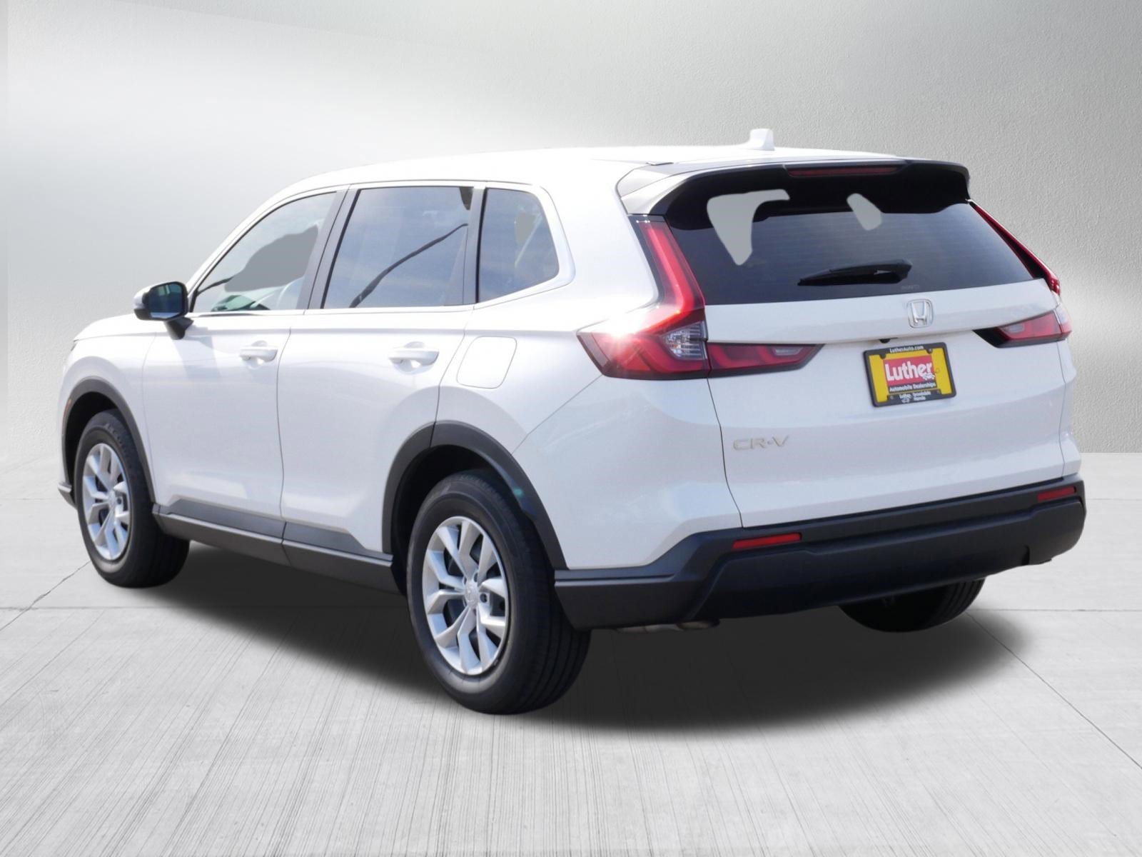 Used 2023 Honda CR-V LX image 5