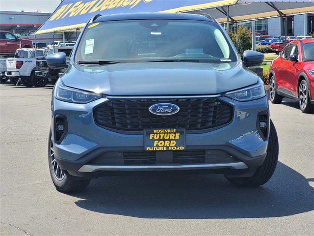 New 2025 Ford Escape SE w/ PHEV Premium Package image 3