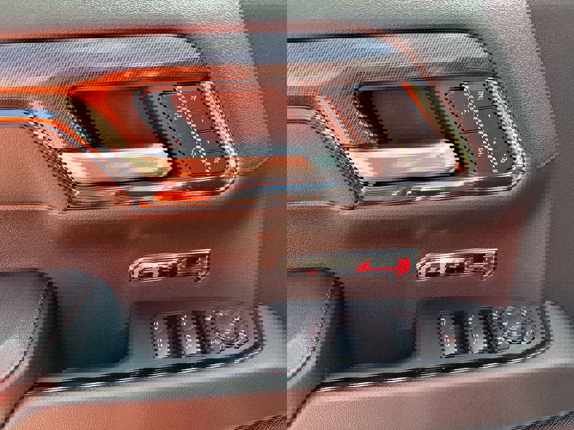 Used 2024 GMC Sierra 1500 AT4 w/ Technology Package image 15