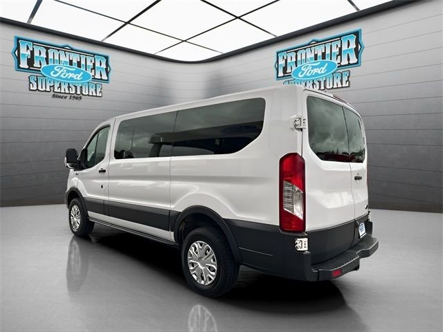 Used 2017 Ford Transit 150 XLT image 6