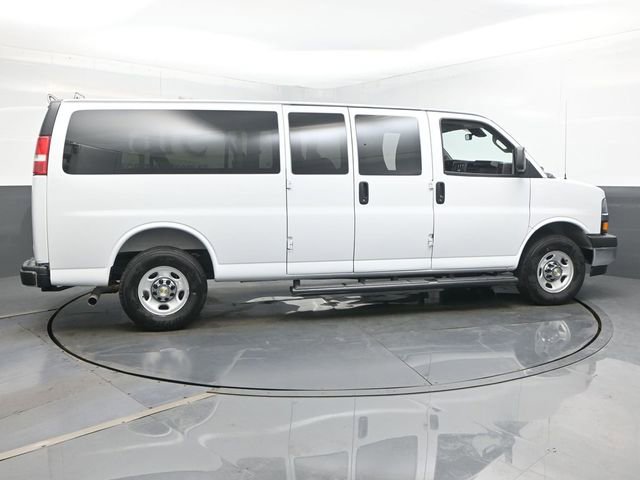 New 2025 Chevrolet Express 3500 LT w/ LT Preferred Equipment Group RWD image 17