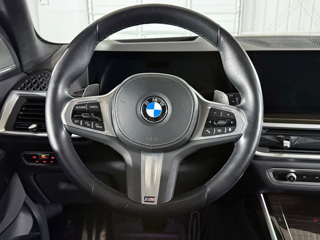 Used 2023 BMW X7 xDrive40i w/ M Sport Package image 45