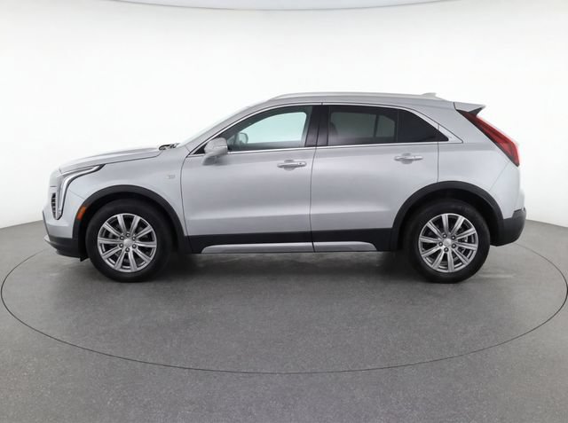Used 2023 Cadillac XT4 Premium Luxury w/ Cold Weather Package FWD image 6
