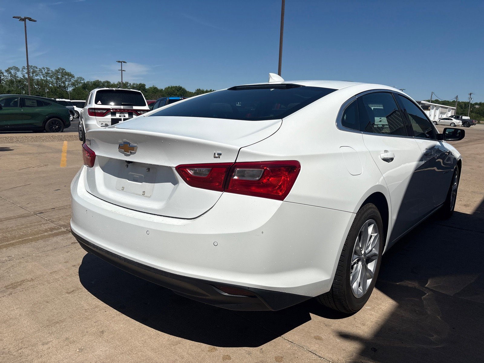Used 2024 Chevrolet Malibu LT FWD image 8
