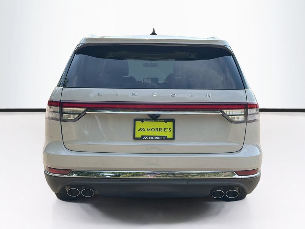 Used 2023 Lincoln Aviator Reserve w/ Elements Package Plus AWD/4WD image 6