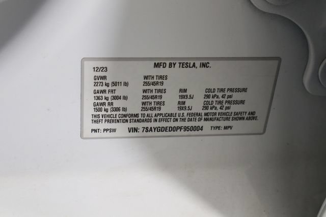 Used 2023 Tesla Model Y 2WD image 44