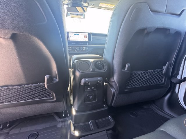 New 2027 Jeep Wrangler Unlimited Sahara AWD/4WD image 20