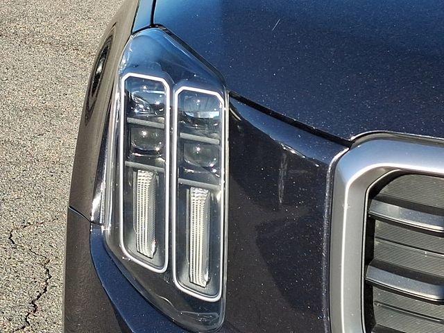 Used 2025 Kia Telluride S image 11