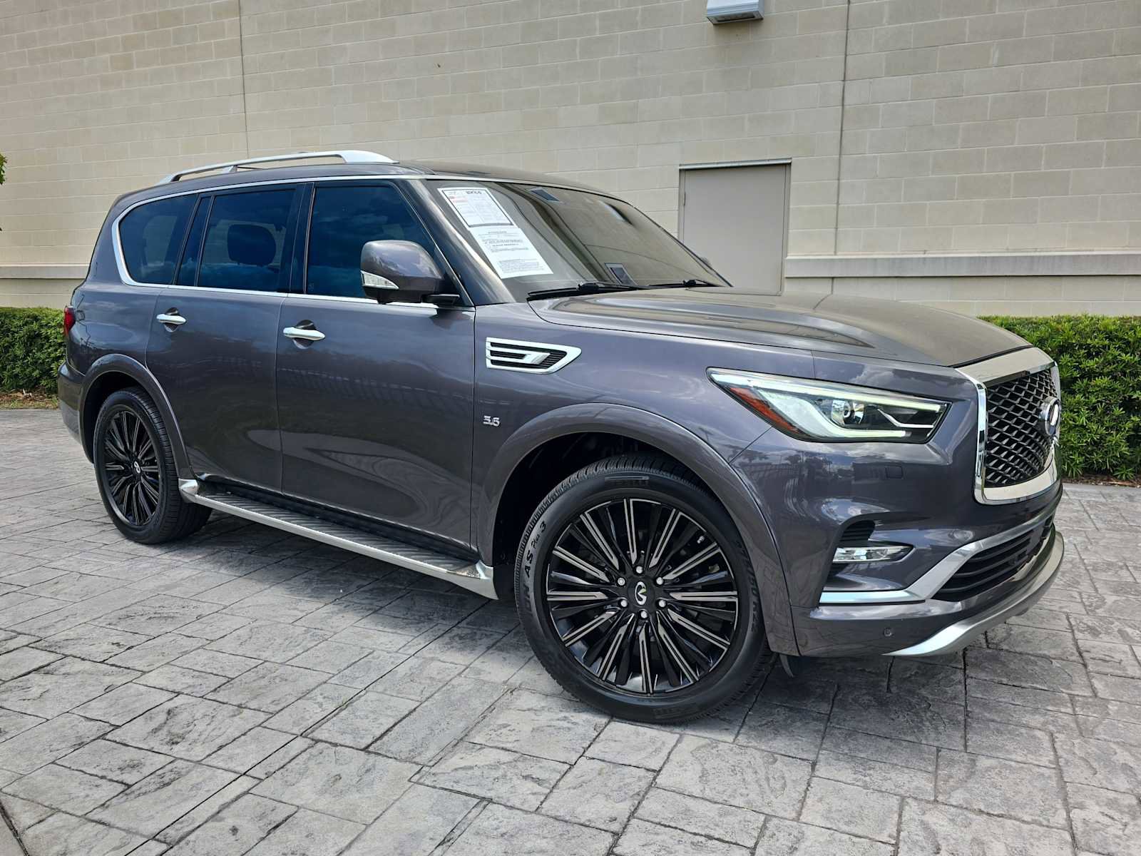 Used 2019 INFINITI QX80 Limited w/ All-Season Package AWD/4WD image 31