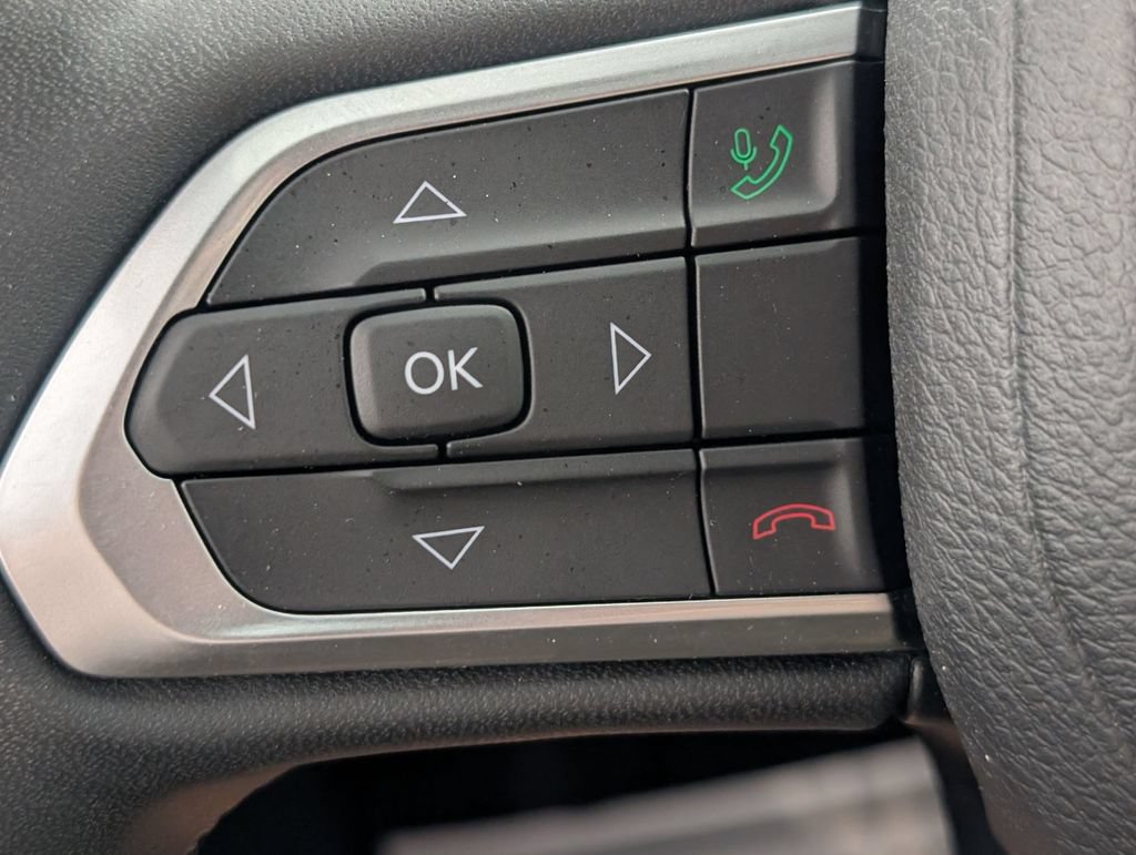 Certified 2023 Jeep Compass Latitude AWD/4WD image 16